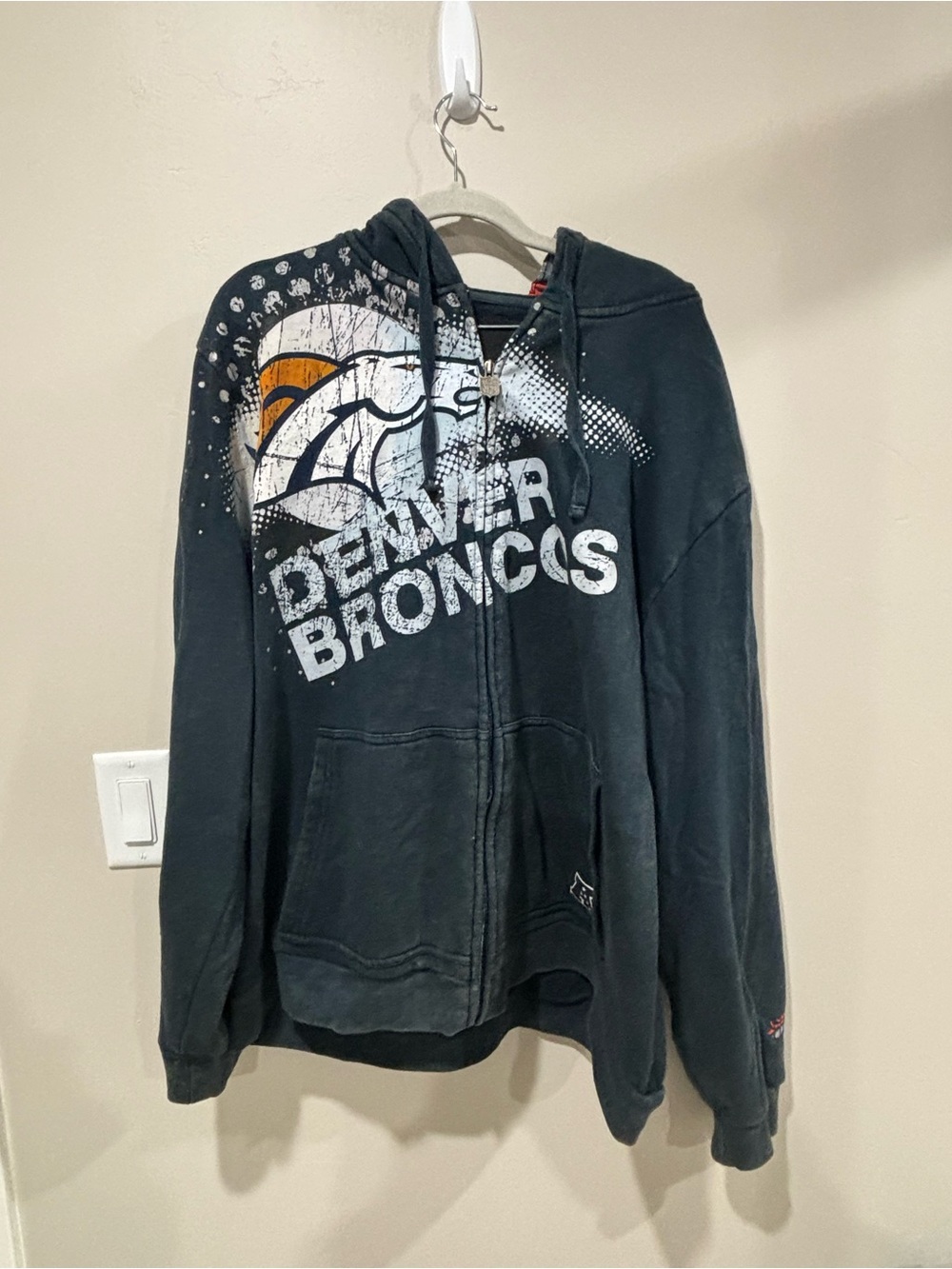 NFL Pro Line Navy and White Denver Bronco Sweatshirt